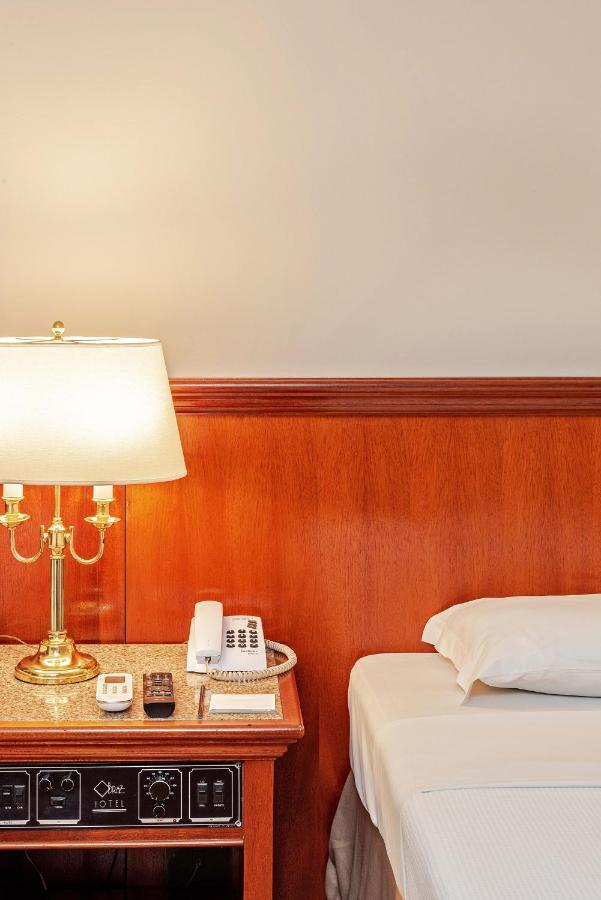 Quarto Triplo Standard