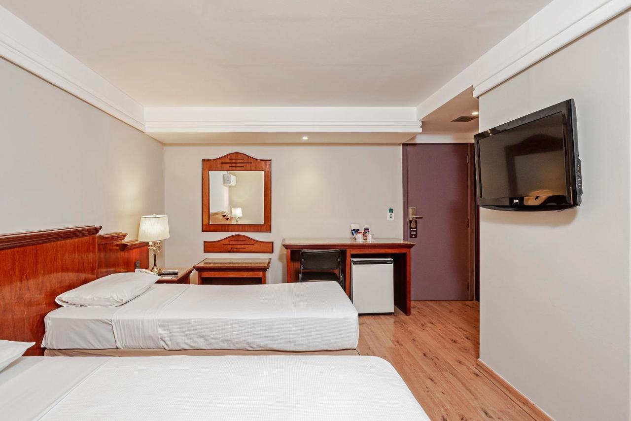 Quarto Standard com 2 Camas de Solteiro